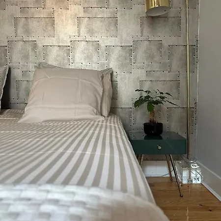 Com Banheiro Privativo No Centro De Accommodatie bij particulieren Lissabon