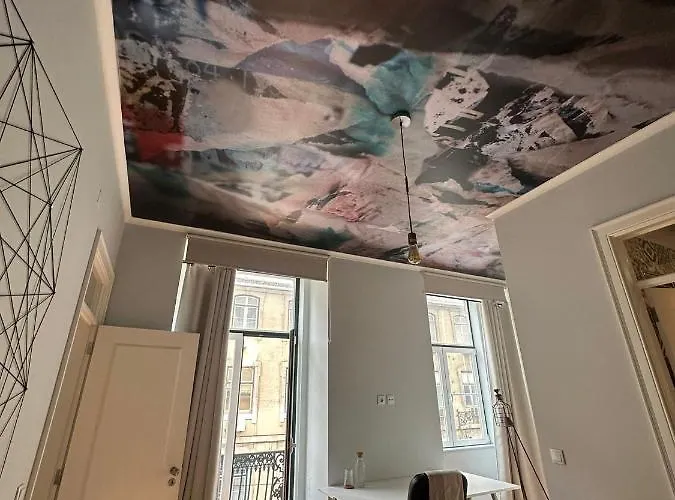 Com Banheiro Privativo No Centro De Lissabon