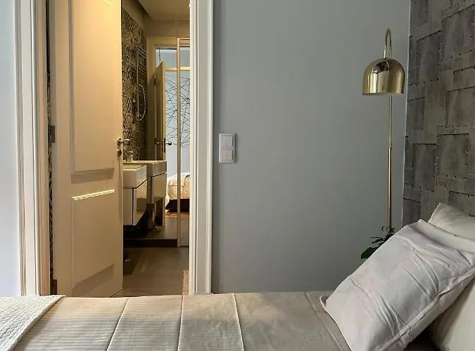 Com Banheiro Privativo No Centro De